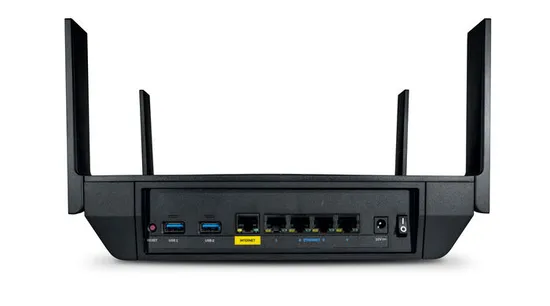 Linksys Max-Stream EA9350 back side view